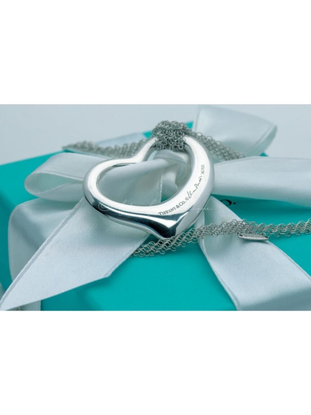 Tiffany & Co. Necklace Large Open Heart Mesh Pendant 36mm in Silver Retail $1900 - Picture 3 of 9